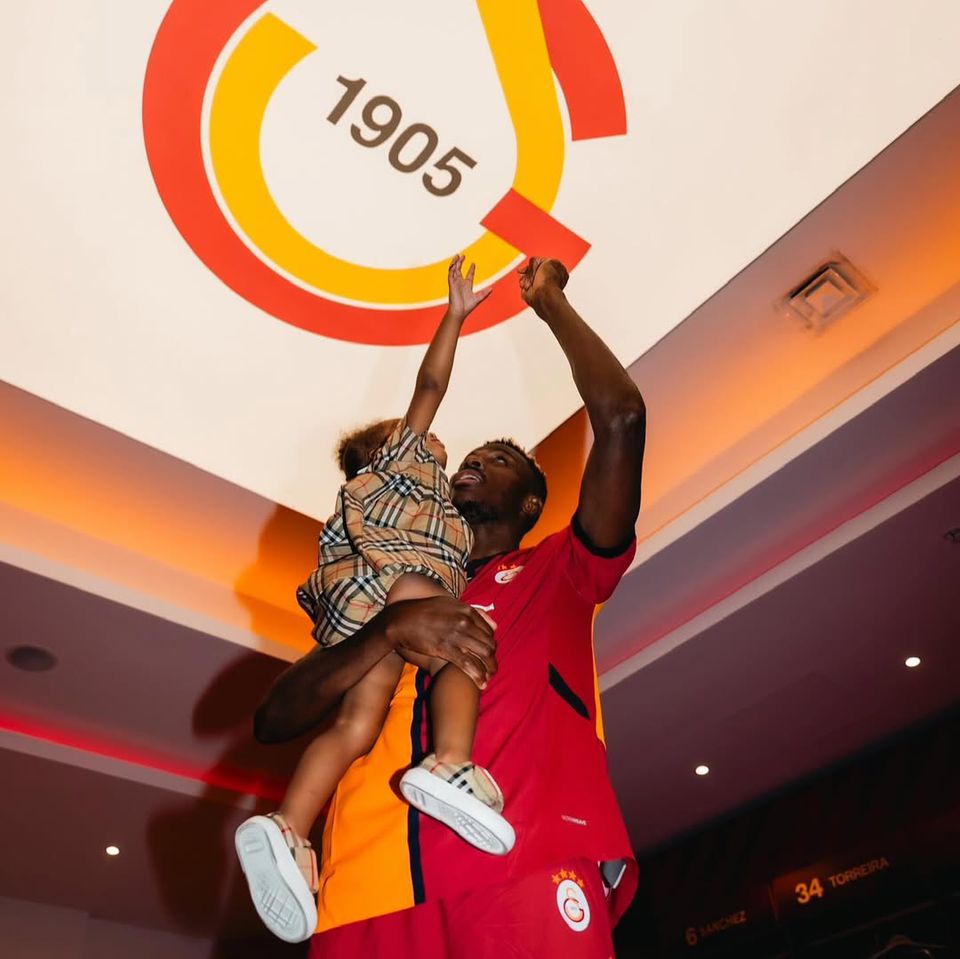 Hailey Victor Osimhen Galatasaray Turkish Super Lig Celebration